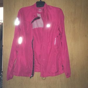 Brooks women’s windbreaker